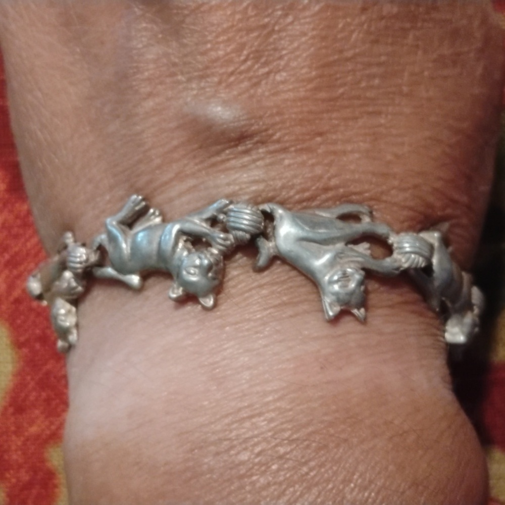 🥰Unique Vintage Sterling Silver 925 Cat Bracelet❤️